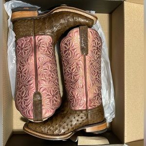 Ariat Women’s Ostirch Donatella boots